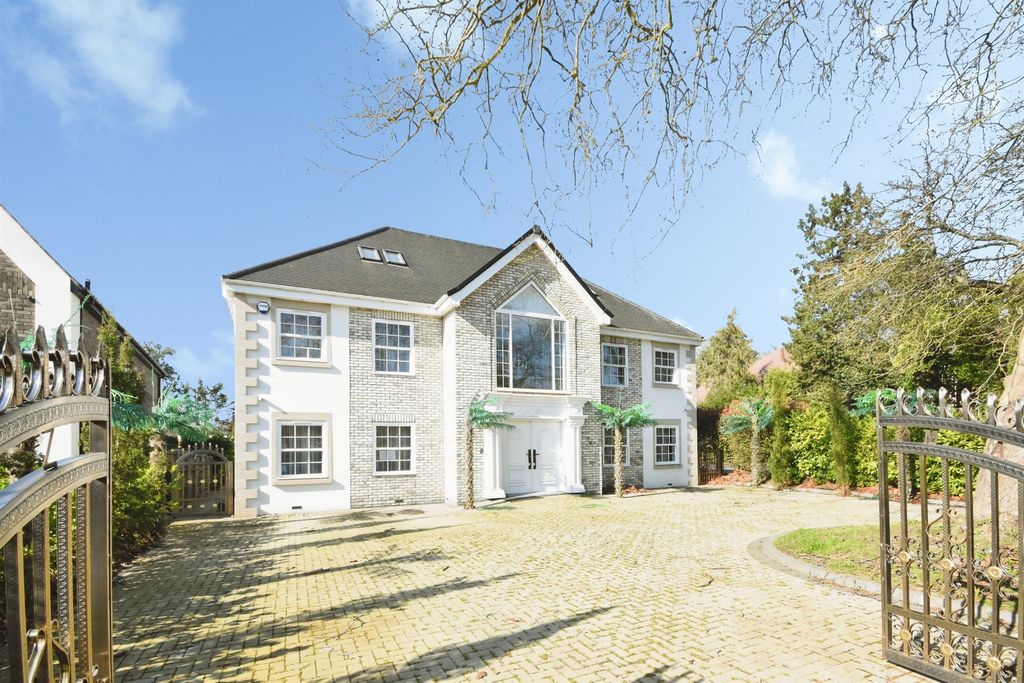 Additional image 32 of 6 bed detached house for saleHeronway, Hutton, Brentwood CM13