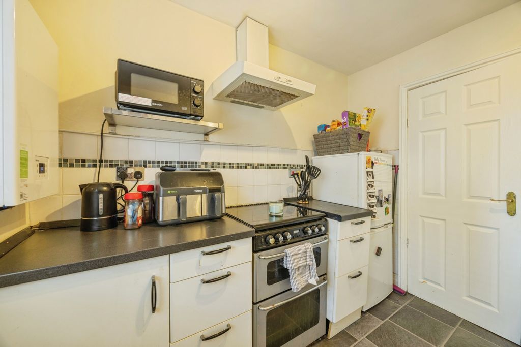 Additional image 7 of 2 bed flat for saleMain Street, Larbert FK5