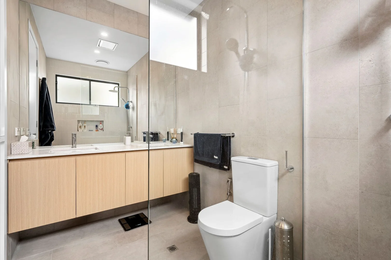 Additional image 8 of 9/4 Taylor Court, Highton VIC 3216