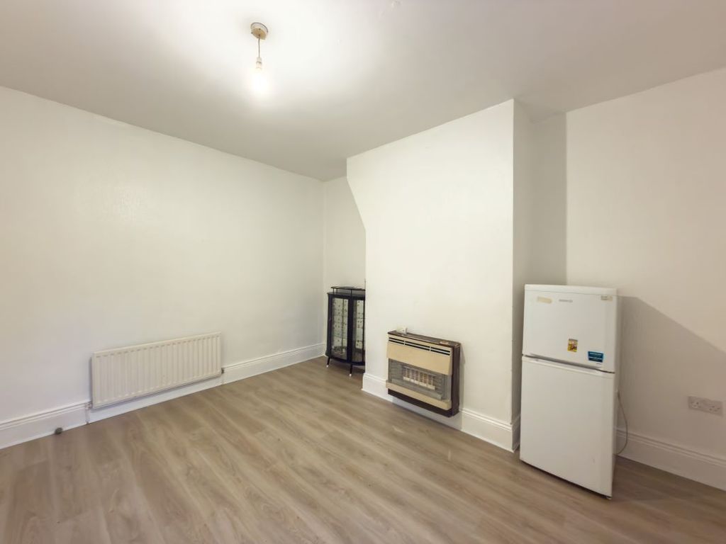 Additional image 6 of 2 bed flat for sale23. Denwick Avenue, Newcastle Upon Tyne, Tyne And Wear NE15