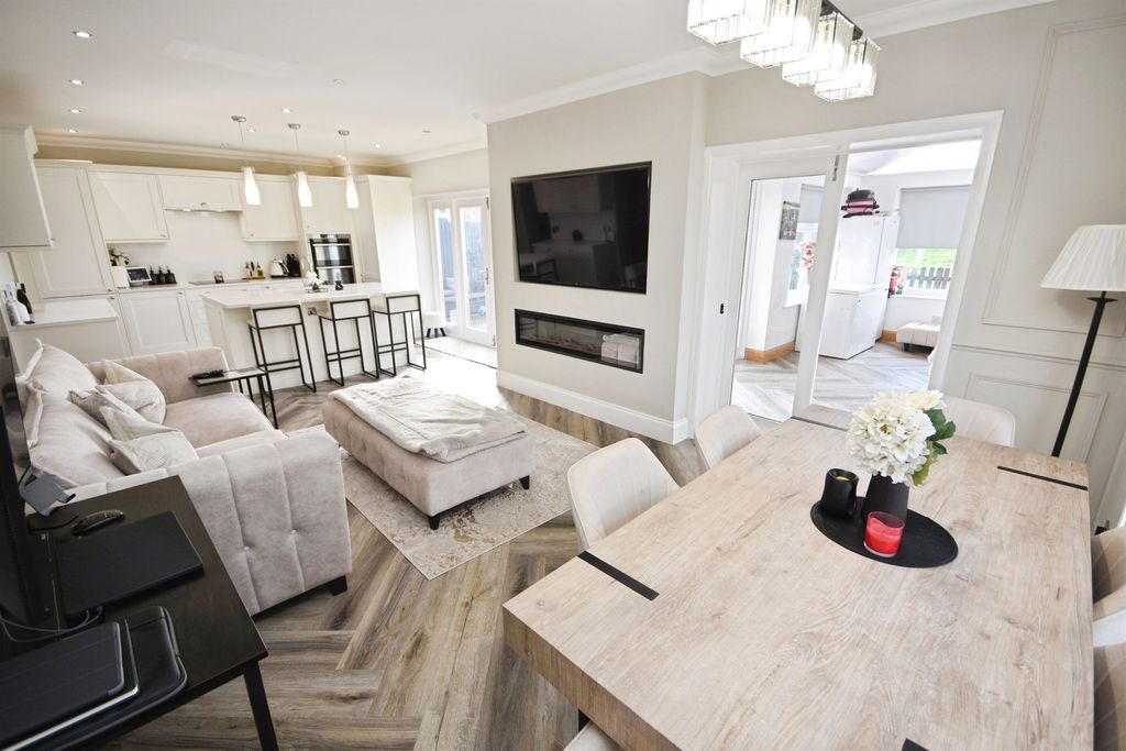 Additional image 8 of 5 bed detached house for saleCressing Road, Braintree CM7
