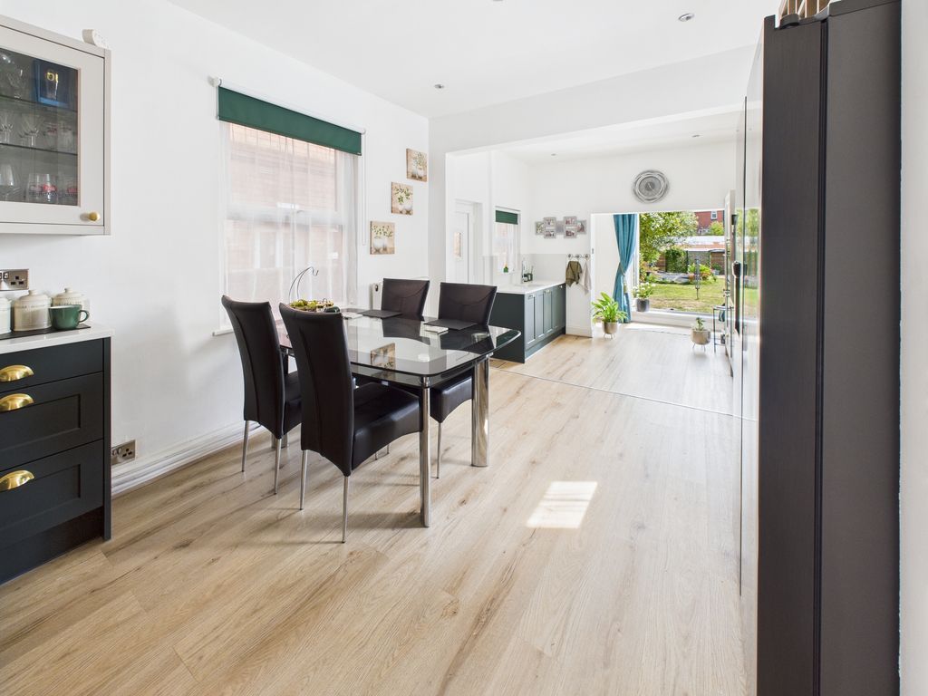 Additional image 7 of 5 bed semi-detached house for saleTaunton Road, Bridgwater TA6