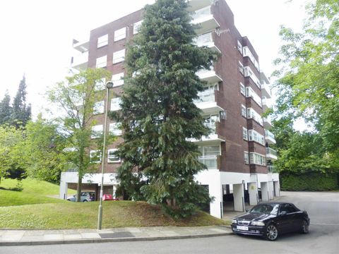 Holders Hill Road, Hendon, London NW4