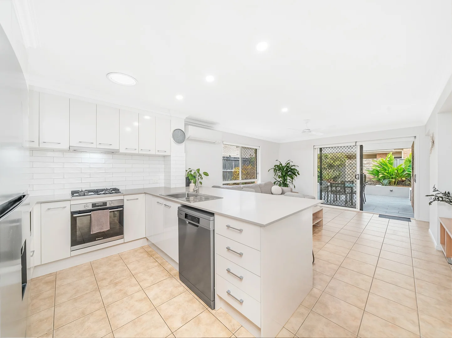 Additional image 5 of 12 Basalt Street, Murrumba Downs QLD 4503