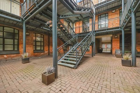 632 Radford Road, Nottingham NG7
