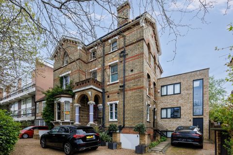 Carlton Drive, Putney Hill SW15