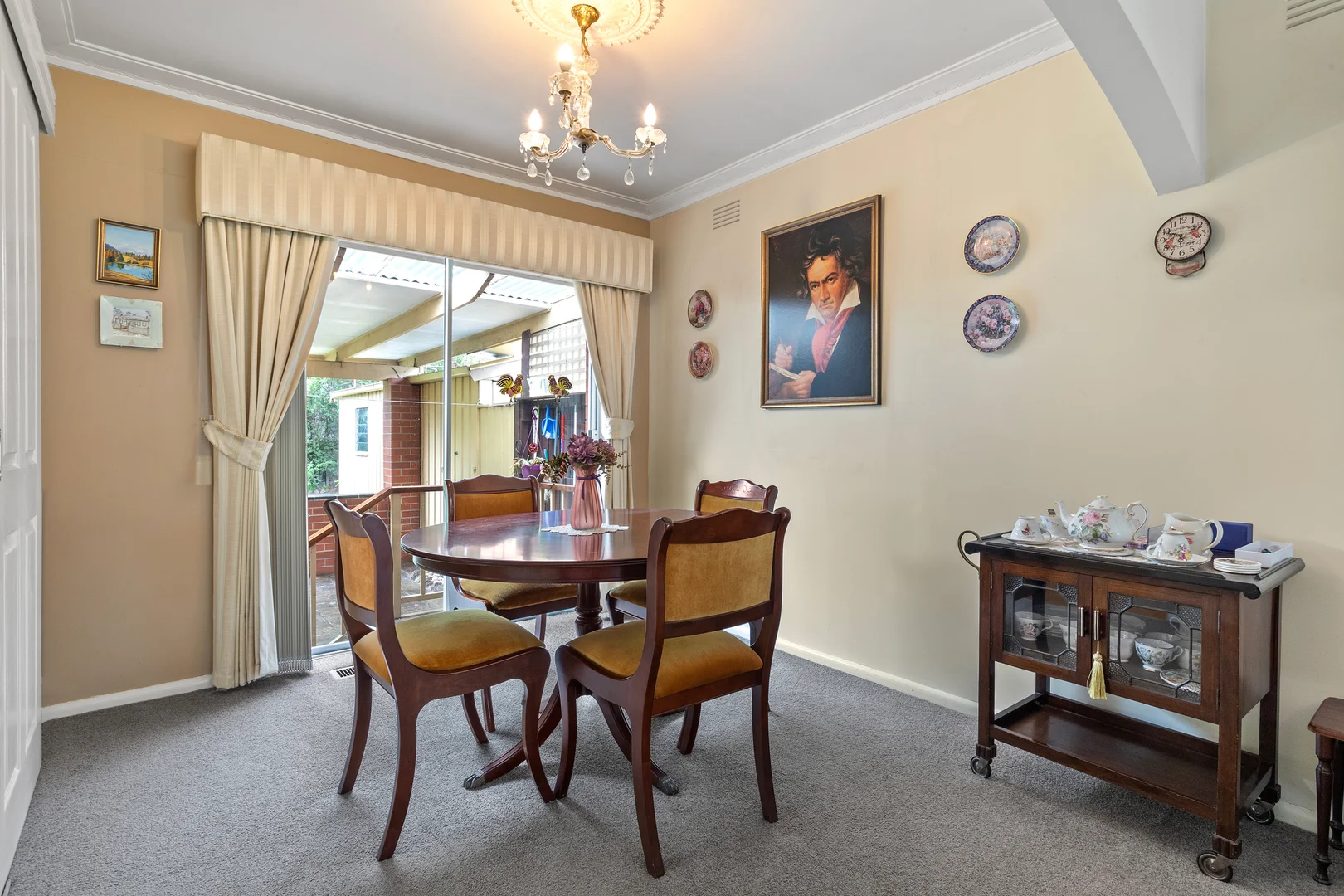 56 Hawthory Road, Kilsyth VIC 3137 photo 4