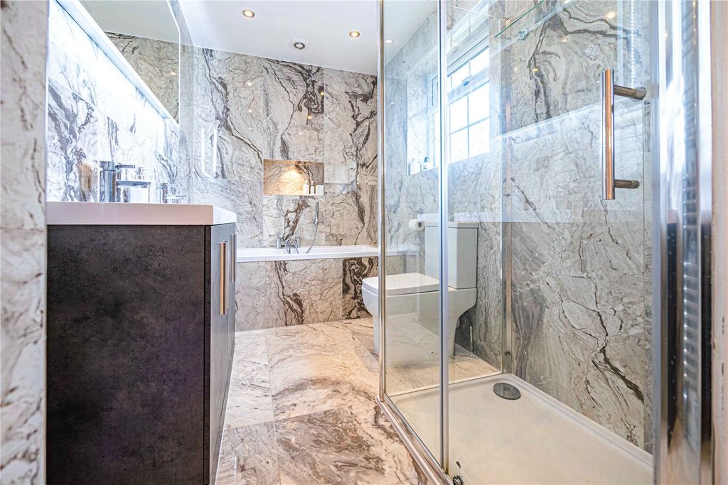 Additional image 15 of 4 bed semi-detached house for saleTheobald Street, Borehamwood, Hertfordshire WD6