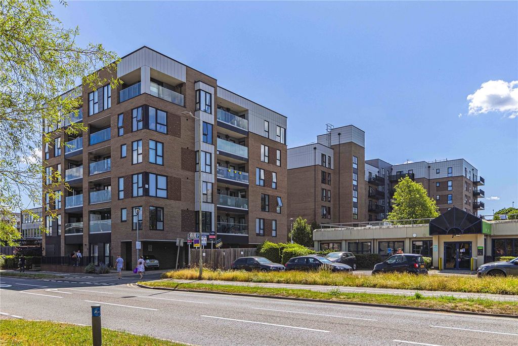 Additional image 14 of 2 bed flat for saleElstree Way, Borehamwood, Hertfordshire WD6