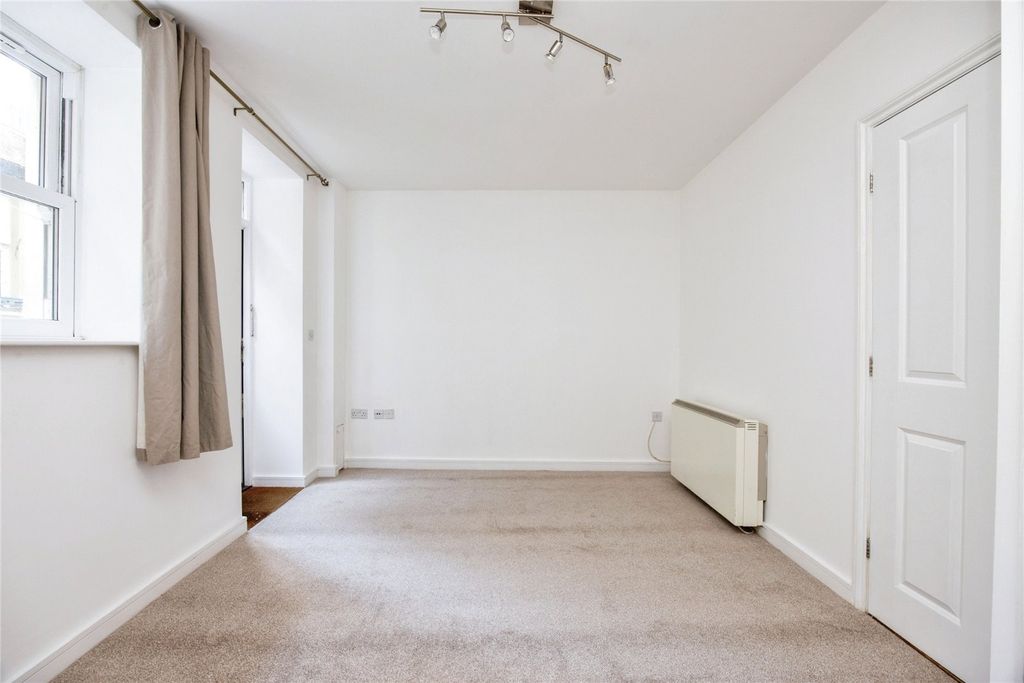 Additional image 7 of 1 bed flat for saleSt. Nicholas Street, Bodmin, Cornwall PL31