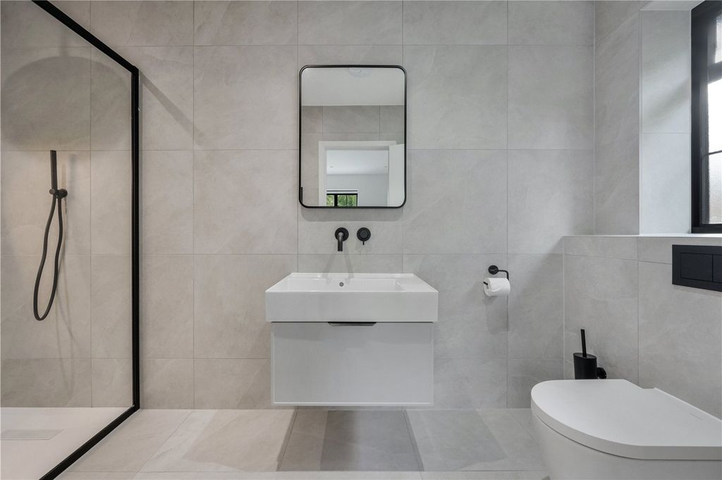 Additional image 19 of 5 bed detached house for saleDurham Avenue, Bromley BR2