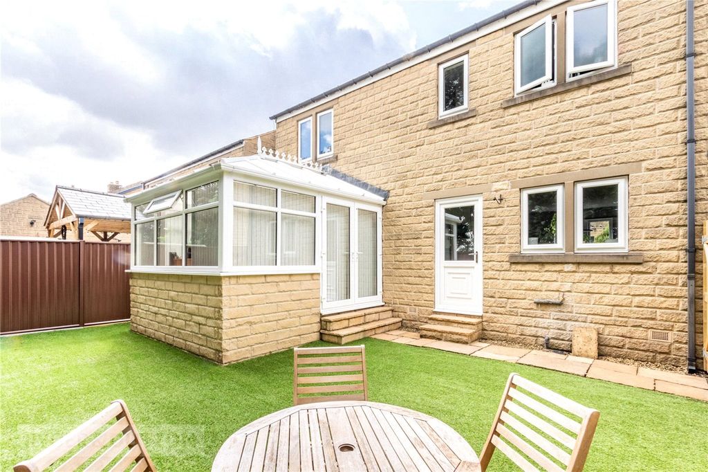 Additional image 2 of 3 bed detached house for saleLower Edge Road, Rastrick, Brighouse, West Yorkshire HD6