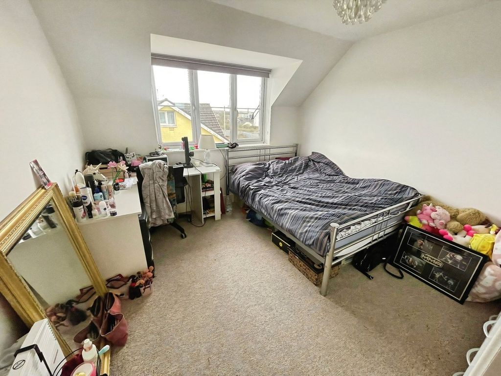 Additional image 7 of 2 bed flat for saleBrook Court, Bridgend CF31