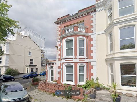 Exmouth Road, Plymouth PL1, Studio to rent
