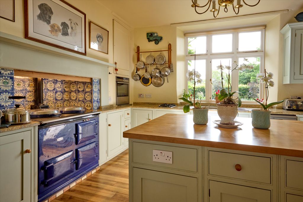 Additional image 5 of 5 bed detached house for saleSteane, Brackley, Northamptonshire NN13