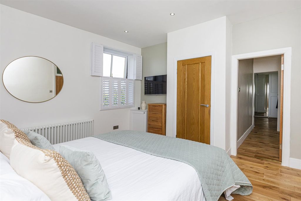 Additional image 28 of 4 bed detached house for saleBeaconsfield Road, Clayton, Bradford BD14