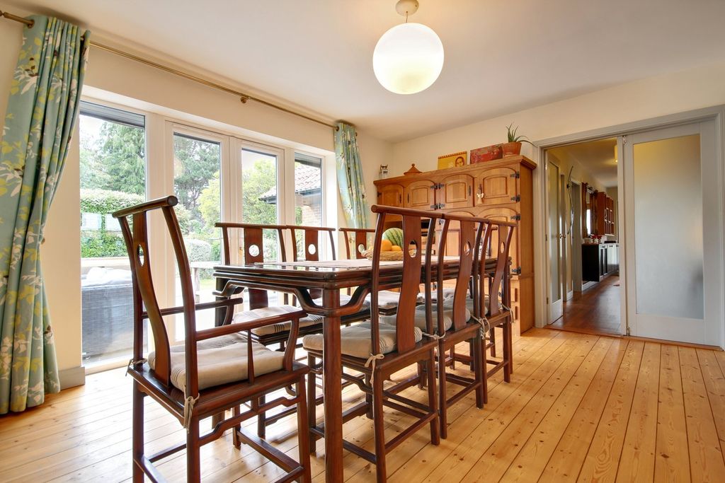 Additional image 4 of 4 bed detached bungalow for saleOberfield Road, Brockenhurst SO42
