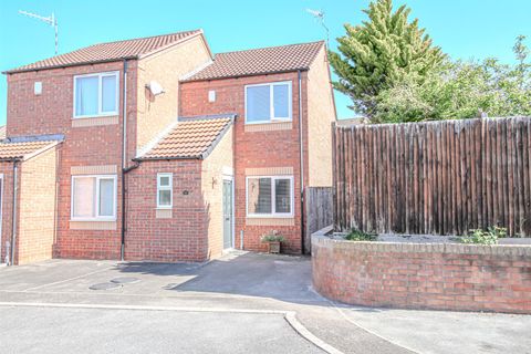 Oulton Close, Woodthorpe View Arnold, Nottingham NG5
