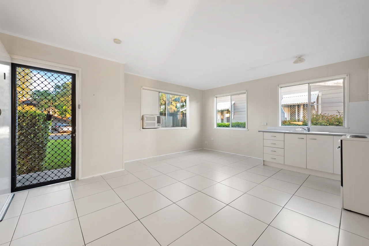 Additional image 8 of 37 Conley Street, Clontarf QLD 4019