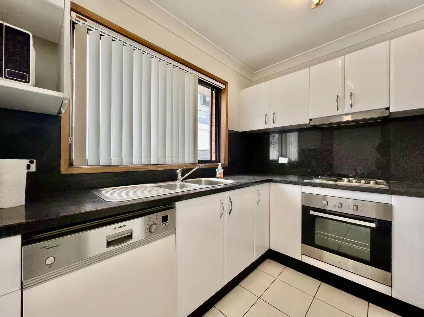 Additional image 4 of 6/108 Arcadia Street, Penshurst NSW 2222