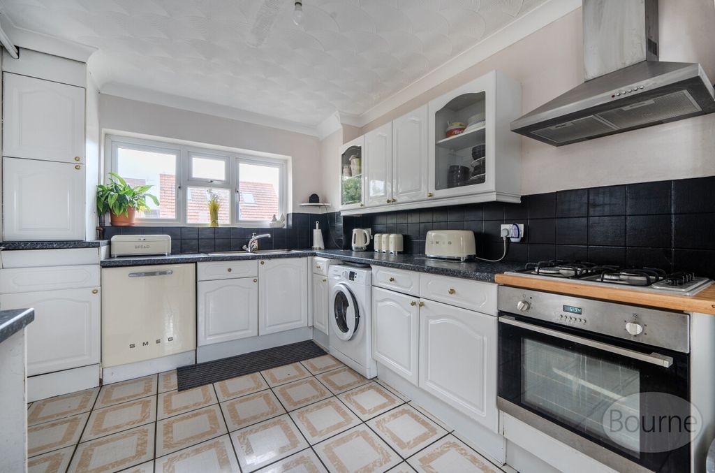 Additional image 5 of 3 bed detached house for saleHeathcote Road, Bordon, Hampshire GU35
