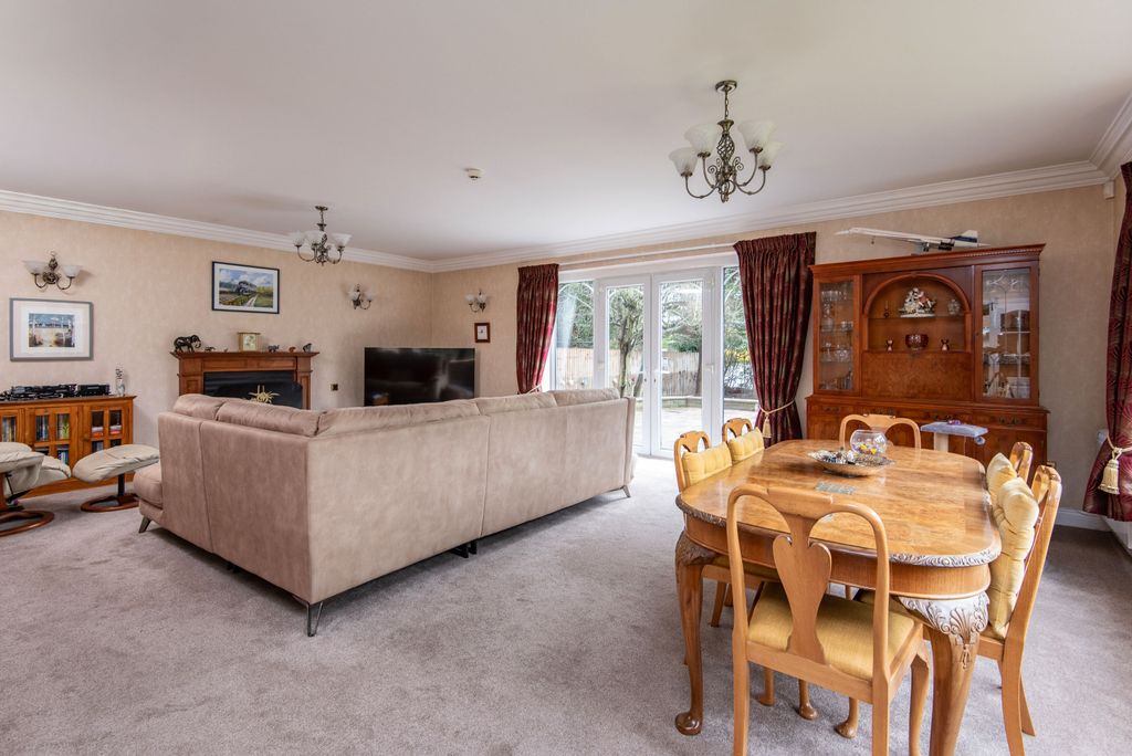 Additional image 10 of 5 bed detached bungalow for salePark Road, Boston PE21