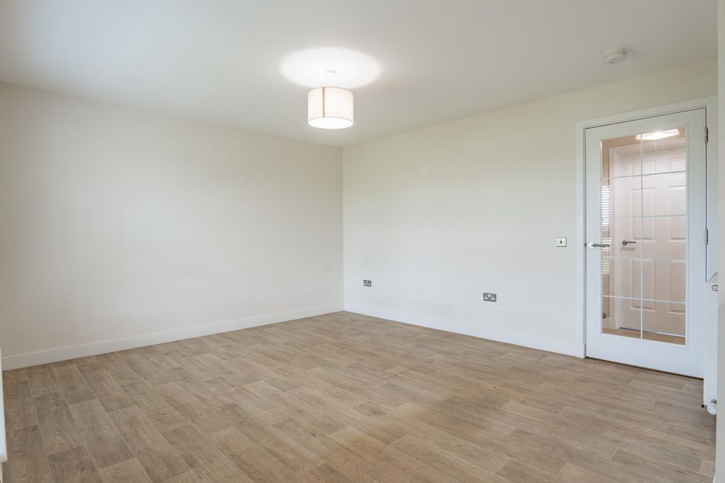 Additional image 7 of 2 bed flat for saleJasmine Drive, Elgin IV30