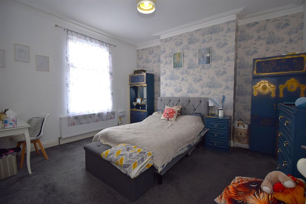 Additional image 5 of 3 bed flat for saleVine Street, South Shields NE33