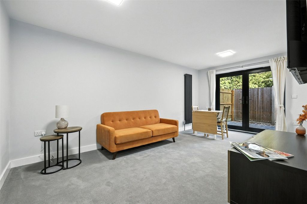 Additional image 6 of 1 bed flat for saleCox's Yard, 16-18 Rayne Road, Braintree, Essex CM7