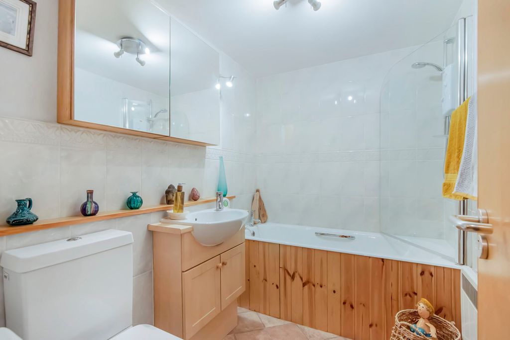 Additional image 29 of 2 bed flat for saleTay Street, Perth PH1