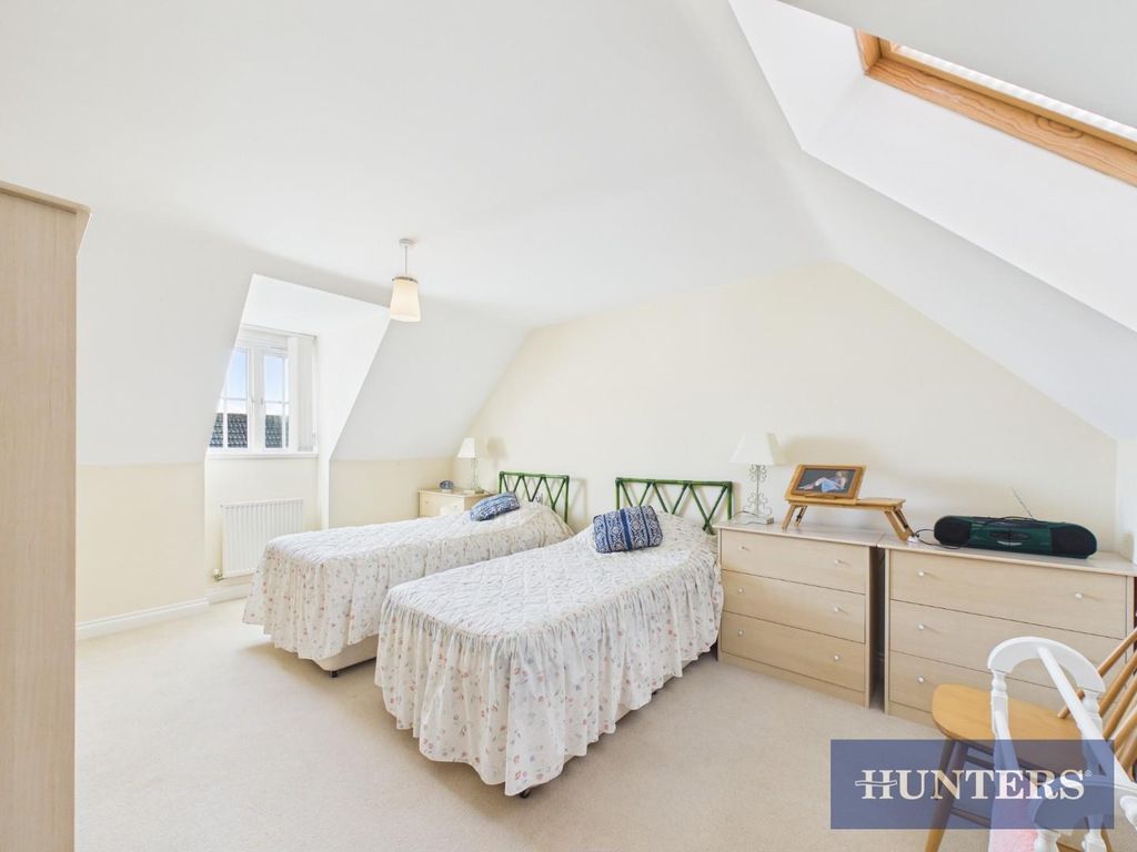 Additional image 19 of 5 bed detached house for saleWaterdale Close, Bridlington YO16