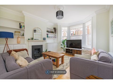 Elmhurst Mansions, London SW4