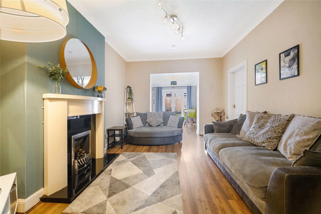 Additional image 3 of 3 bed flat for saleKingsbridge Drive, Rutherglen, Glasgow, South Lanarkshire G73