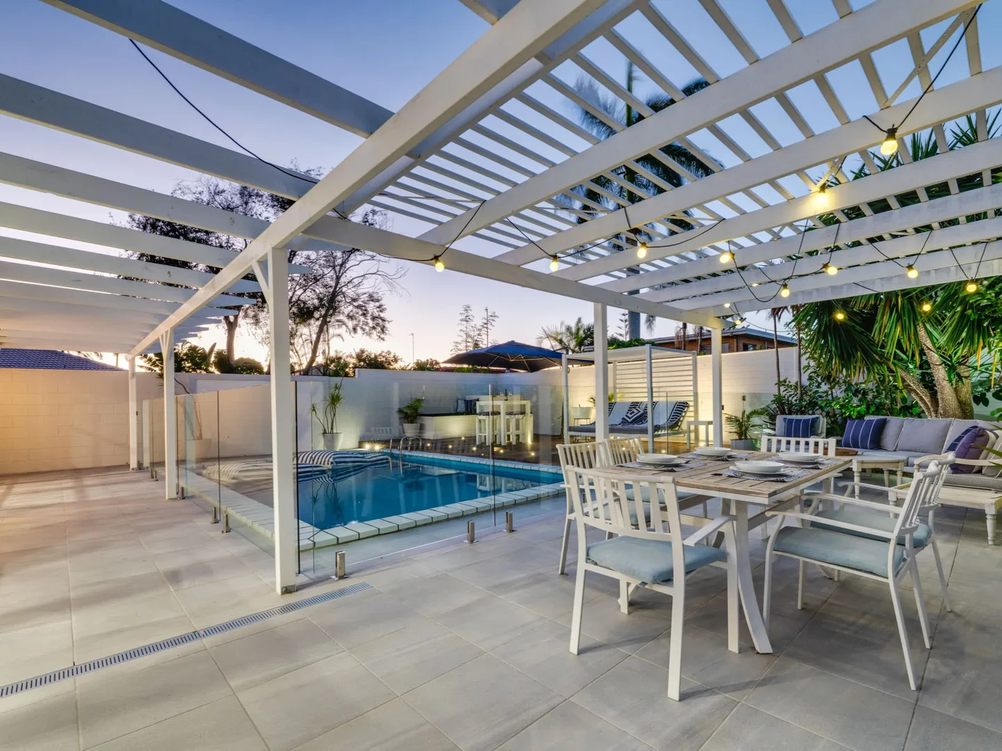 Additional image 16 of 17 Salerno Street, Isle Of Capri QLD 4217