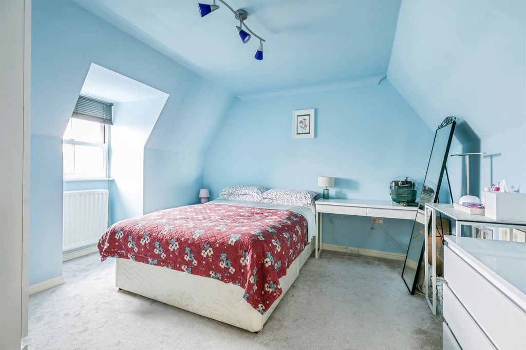 Additional image 13 of 6 bed detached house for saleApley Way, Lower Cambourne, Cambridge CB23