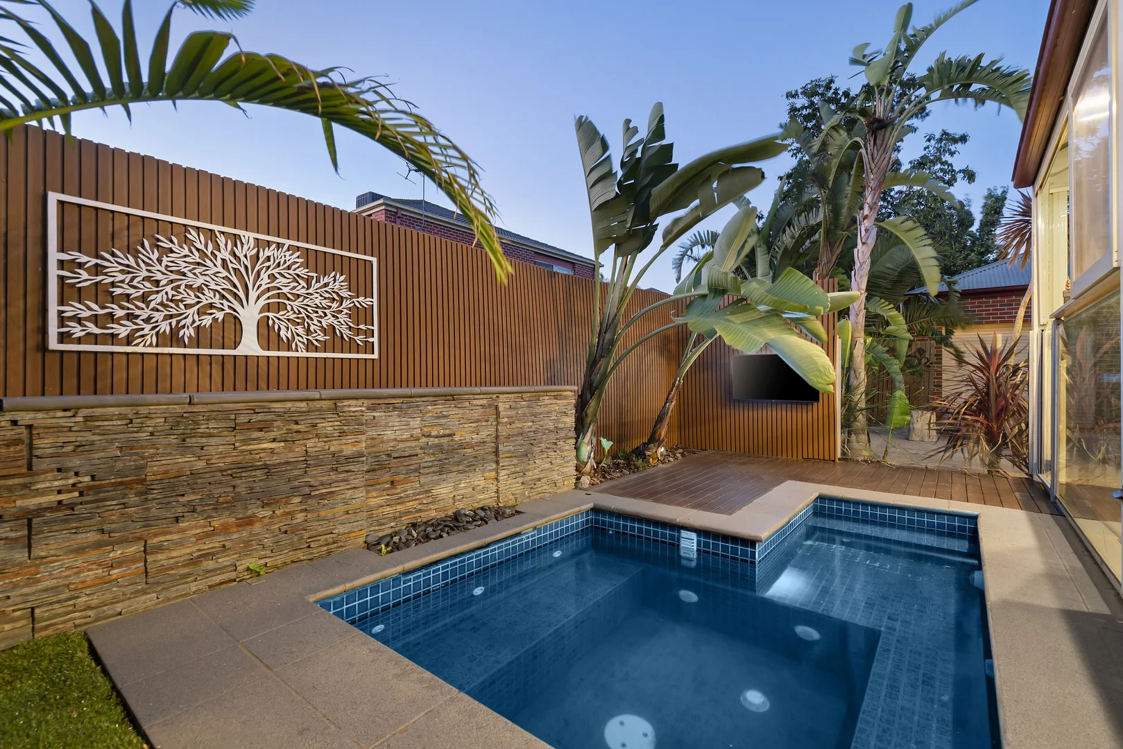 Additional image 21 of 17 Victoria Way, Caroline Springs VIC 3023