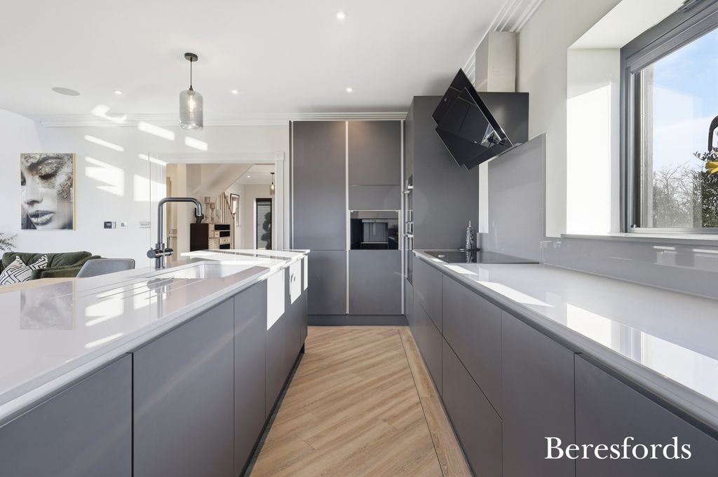 Additional image 4 of 4 bed detached house for saleSunnyfields Road, Braintree CM7