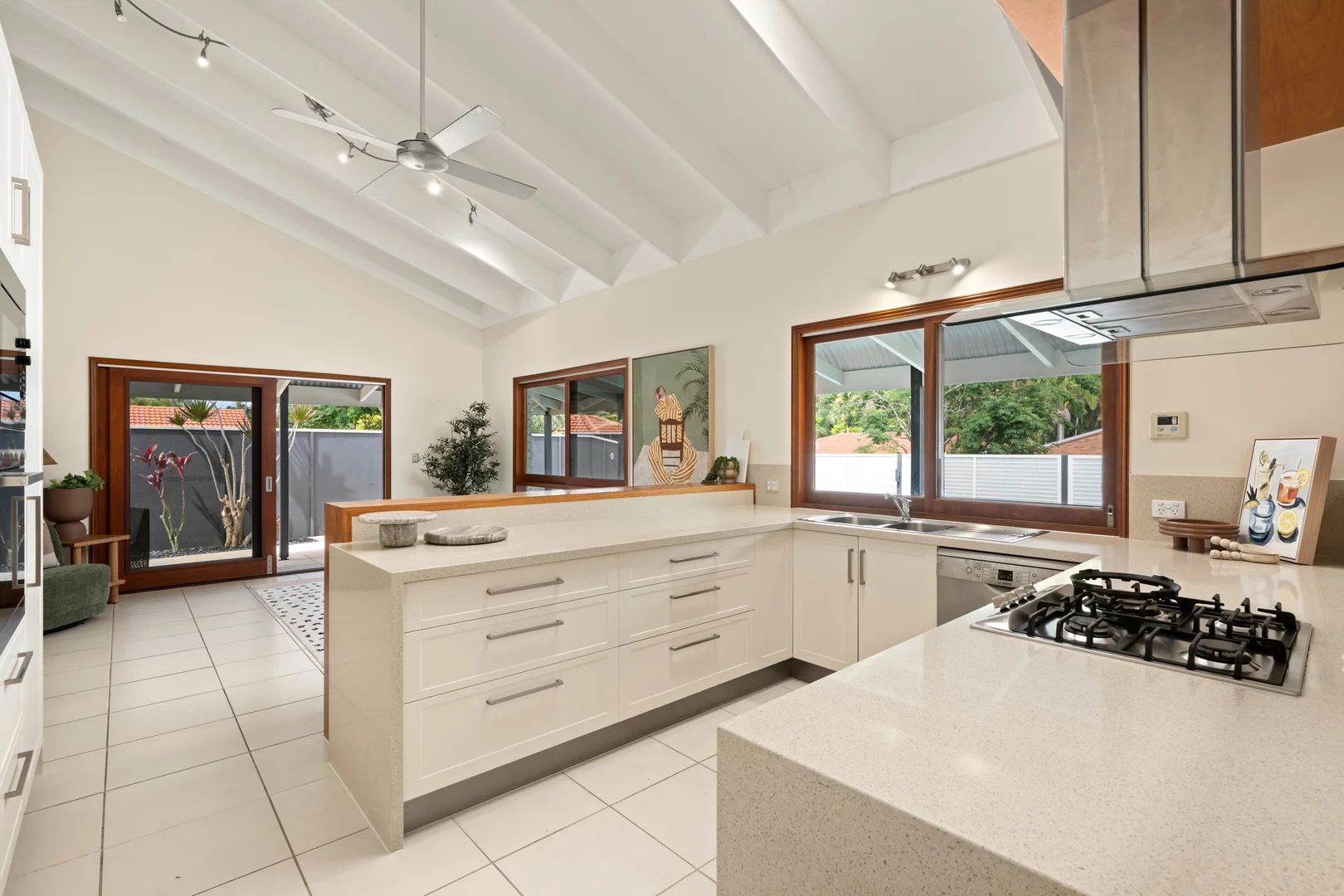 Additional image 5 of 52 Poinsettia Avenue, Mooloolaba QLD 4557