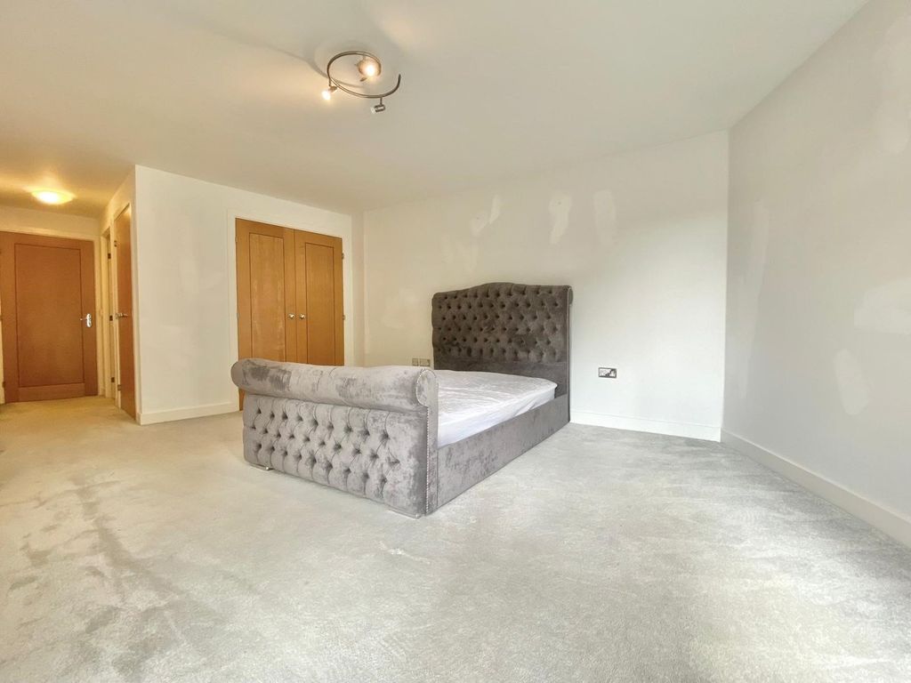 Additional image 6 of 2 bed flat for saleBay View Gardens, 14B West Cliff Road, West Cliff, Bournemouth BH2