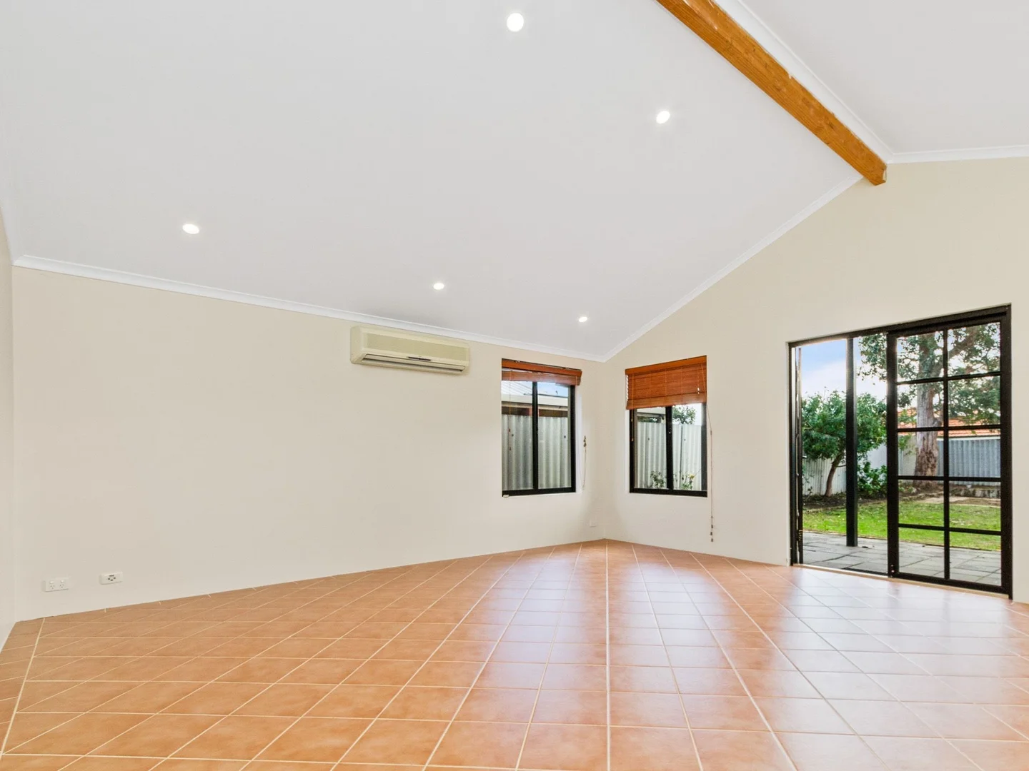 Additional image 3 of 77b Eldorado Street, Tuart Hill WA 6060