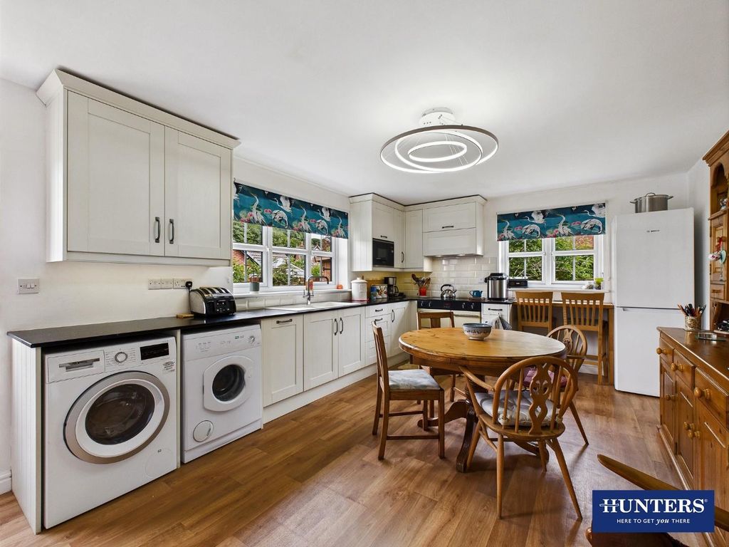 Additional image 2 of 3 bed detached bungalow for saleJocks Hill, Brampton CA8