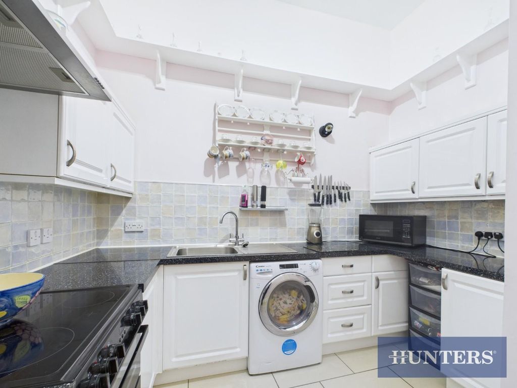 Additional image 6 of 1 bed flat for saleThe Avenue, Westgate, Bridlington YO16