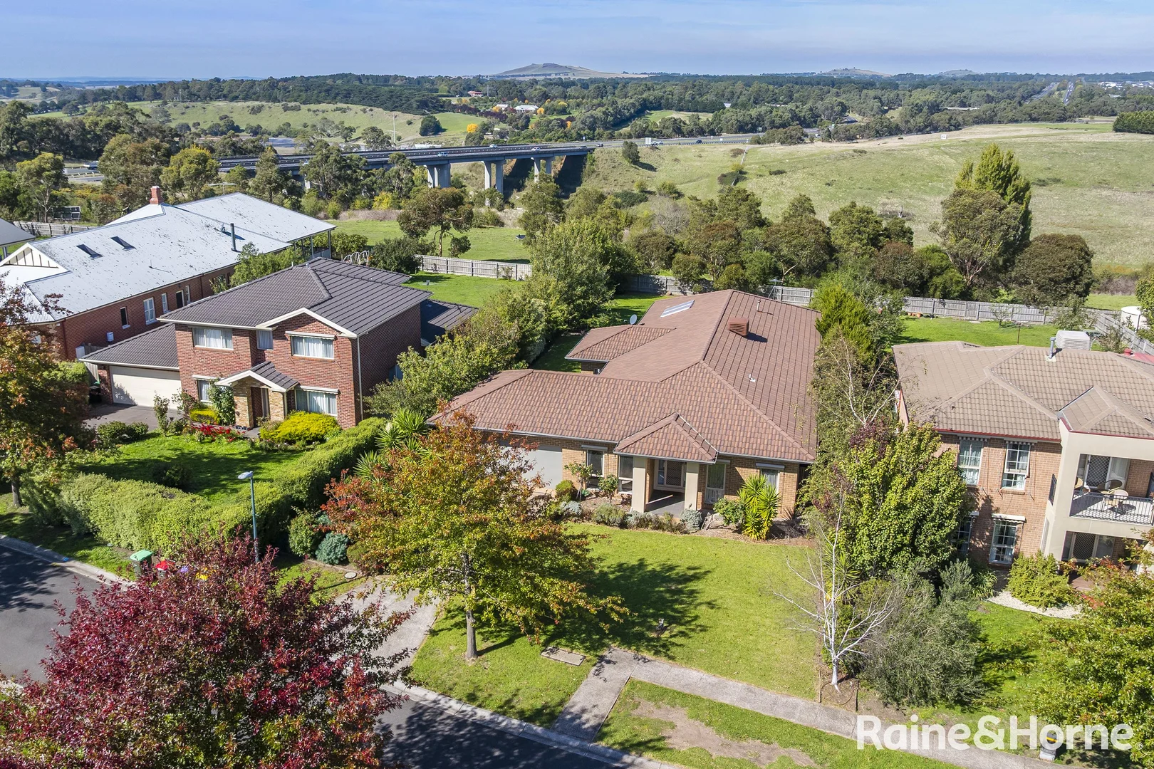 Additional image 27 of 12 Cassandra Close, Gisborne VIC 3437