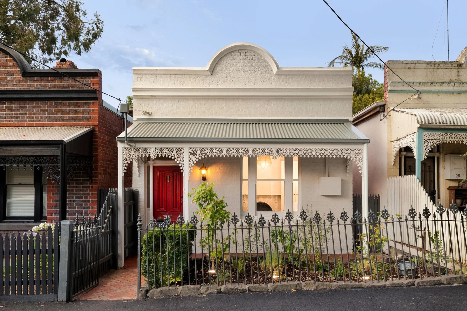 27 McGregor Street, Canterbury VIC 3126