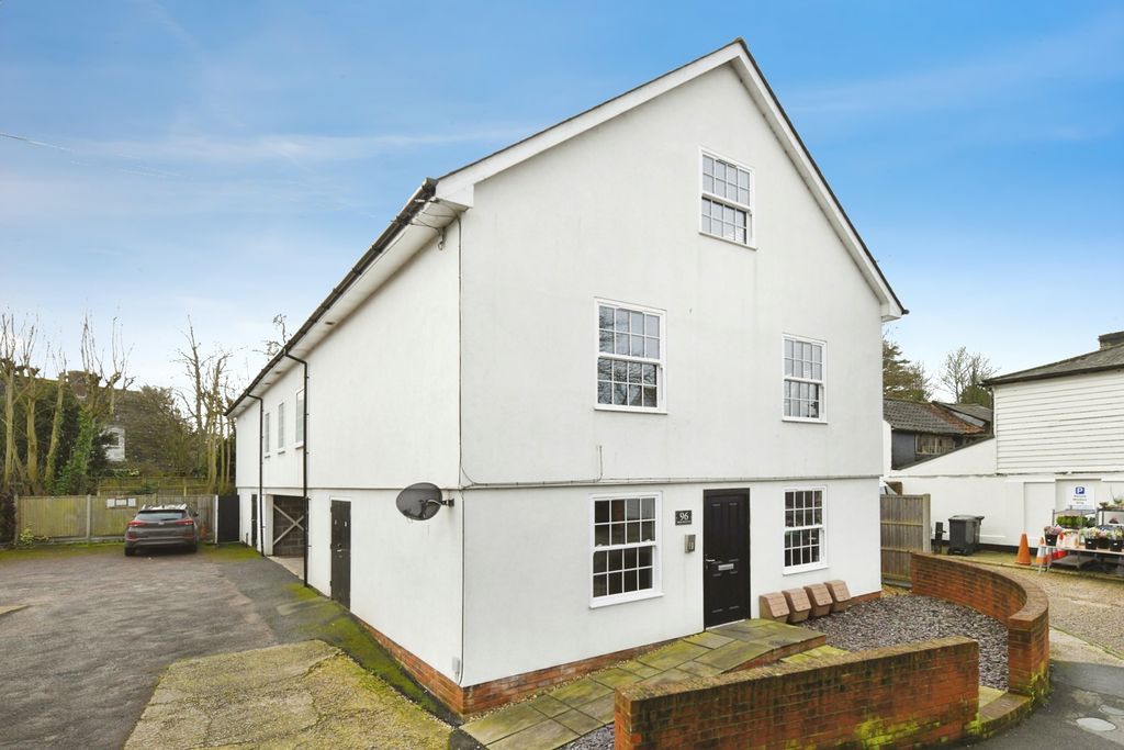 1 bed maisonette for saleCoggeshall Road, Braintree, Essex CM7