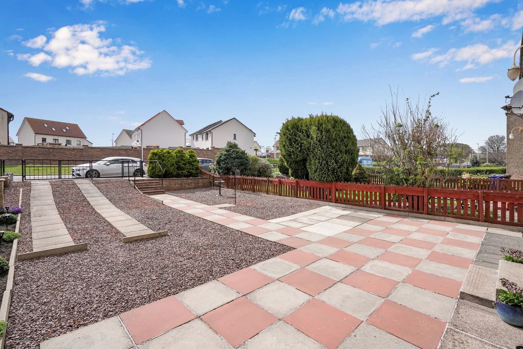 Additional image 10 of 2 bed flat for sale39 Newton Village, Dalkeith EH22