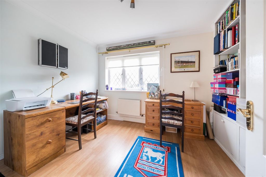 Additional image 10 of 5 bed detached house for saleNewmans Close, Broadstairs CT10