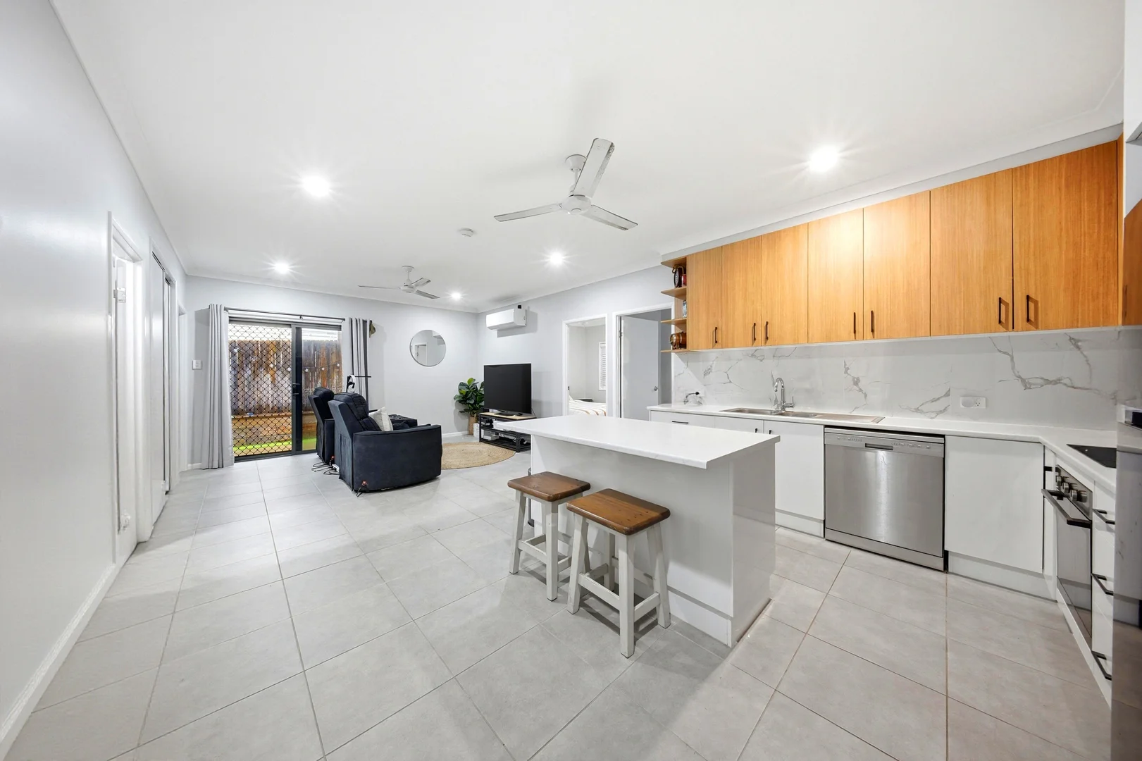 Additional image 2 of 2/5A Hugh Street, West End QLD 4810