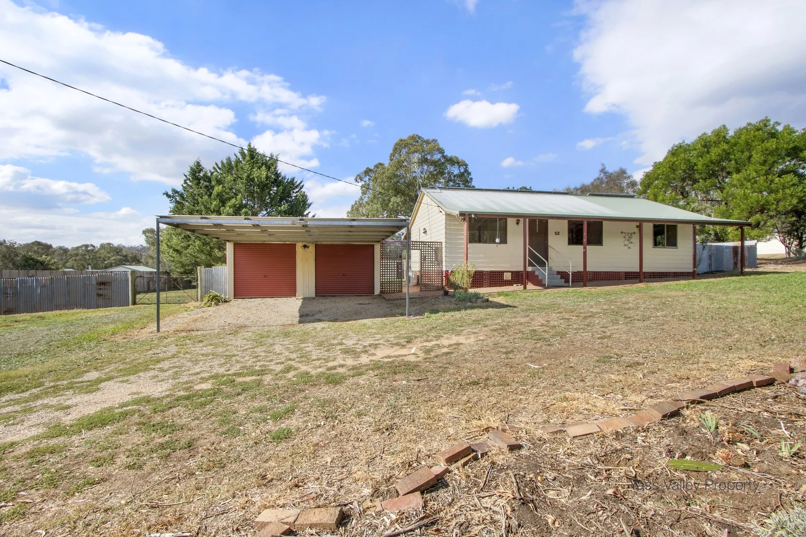 52 Camden Street, Binalong NSW 2584