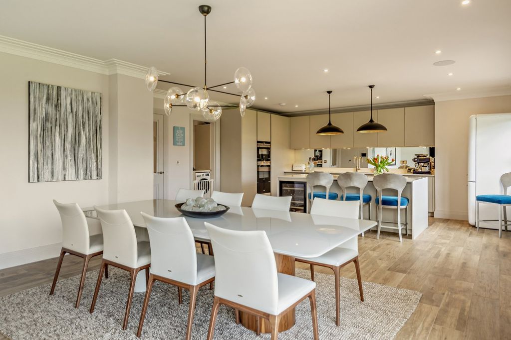 Additional image 7 of 4 bed detached house for saleCrouch Lane, Winkfield, Windsor, Berkshire SL4
